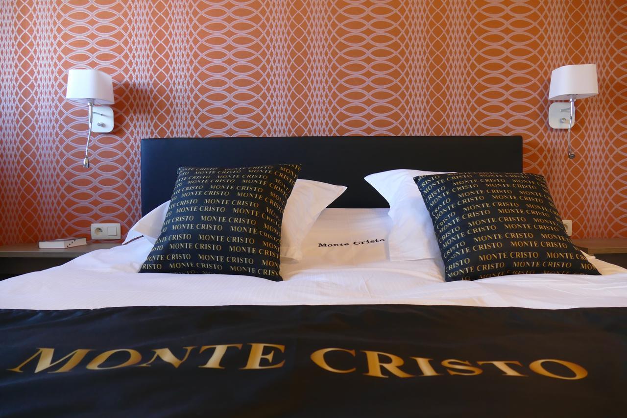 Hotel Monte Cristo Hoeselt Экстерьер фото