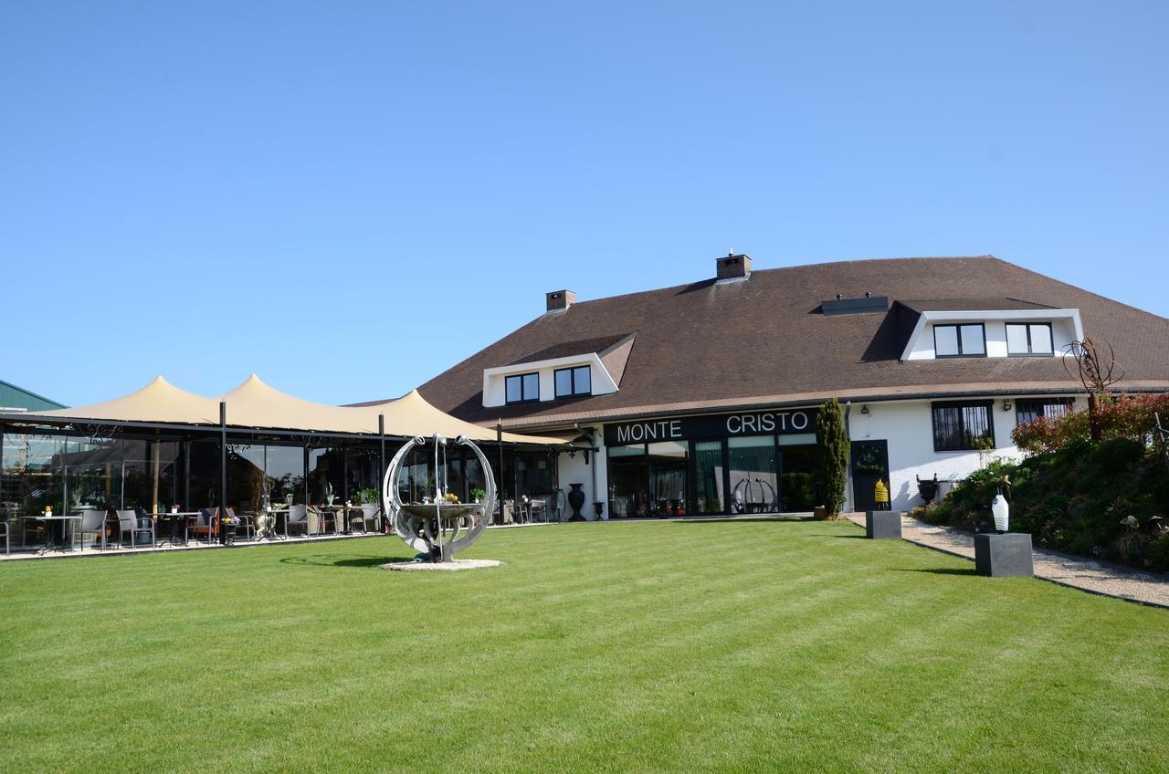 Hotel Monte Cristo Hoeselt Экстерьер фото